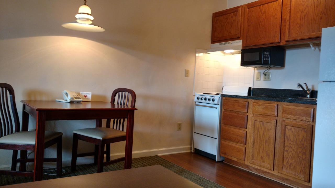 Affordable Suites شارلوتسفيل، فيرجينيا المظهر الخارجي الصورة